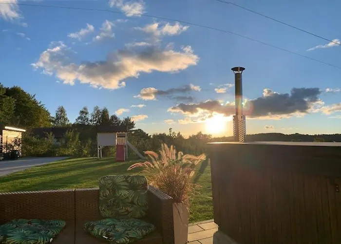 A Comfortable House In Kashubia For 6 People * Golubie